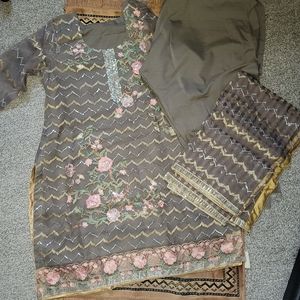 Grey shalwar kameez